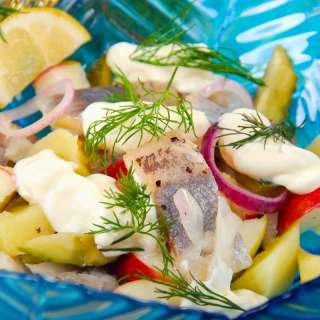 Śledź w Śmietanie (Herring in Sour Cream)