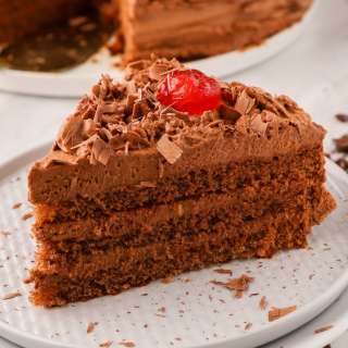 Serano Cake: Classic Greek Chocolate Cake
