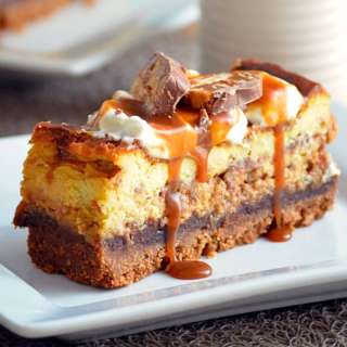 Snickers Cheesecake