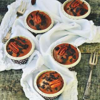 Chocolate Cupcakes with Caramel Pecans