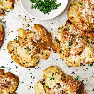 Smashed Potatoes (Garlic Parmesan)