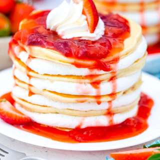 Strawberry Pancakes with Cheesecake Filling