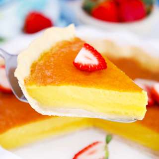 Classic Chess Pie