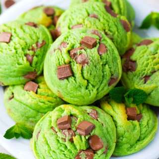 Pudding Mint Chocolate Chip Cookies