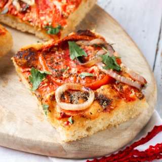 Ladenia (Traditional Greek Pizza/Flatbread)