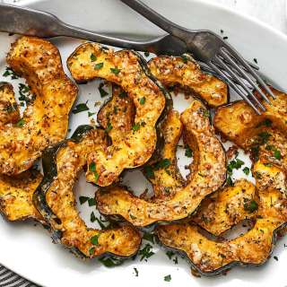 Parmesan Herb Roasted Acorn Squash