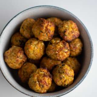 Baked Chicken Meatballs with Veggies & Yogurt Sauce