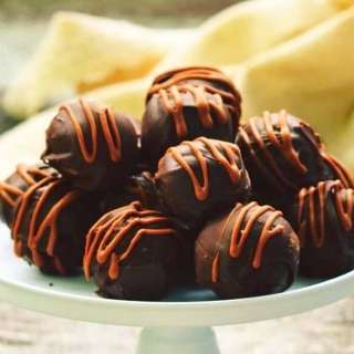 Chocolate Truffles with Peanut Butter