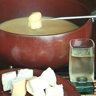 Classic Swiss Cheese Fondue