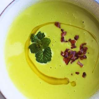 Mint & Pea Soup with Bacon