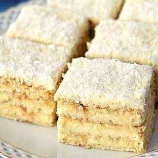 Romanian Lemon Cake (Albă ca Zăpada | Lămâița)
