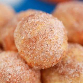 Pumpkin Pretzel Bites
