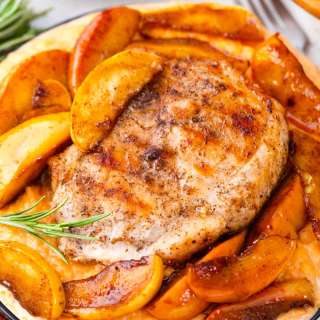Apple Cinnamon Pork Chops