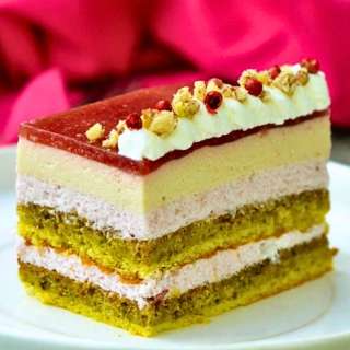 Pistachio Strawberry Cake (Gluten-Free)