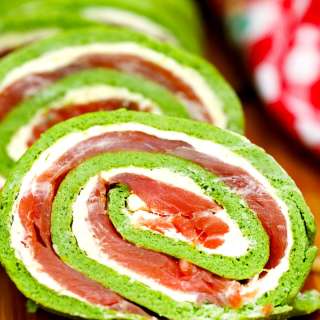 Keto Arugula Salmon Roll