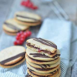 Walnut & Chocolate Sandwich Cookies