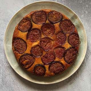 Fresh Figs & Orange Polenta Cake