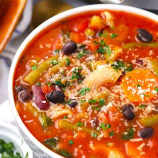 Easy Instant Pot Minestrone Soup