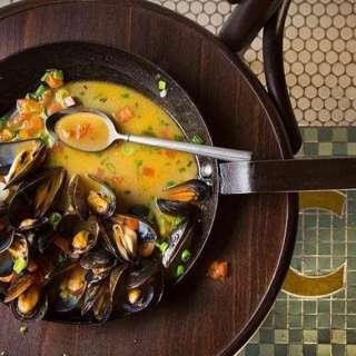 Steamed Mussels in Beer with Tasso Ham (Beer Can Mussels)