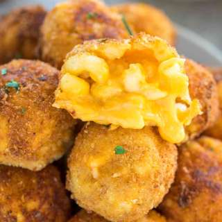 Crispy Mac and Cheese Balls