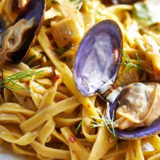 Linguine with Manila Clams & Leeks