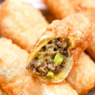 Cheeseburger Egg Rolls