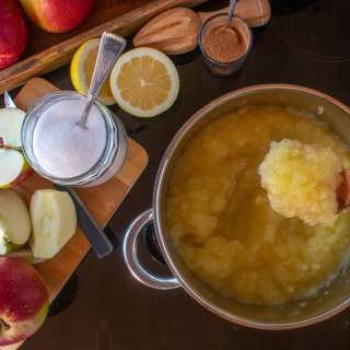 Applemoes (Dutch Applesauce)