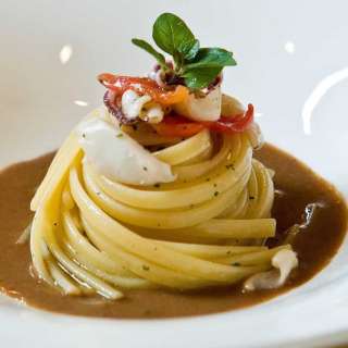 Pasta (Linguine) with Squid & Rye Bread Sauce