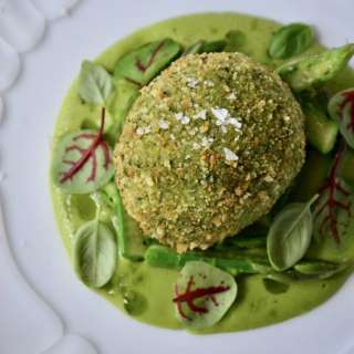 Deep-Fried Eggs with Asparagus Sauce