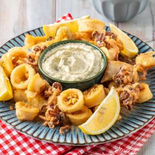 Fried Calamari with Tartar Sauce