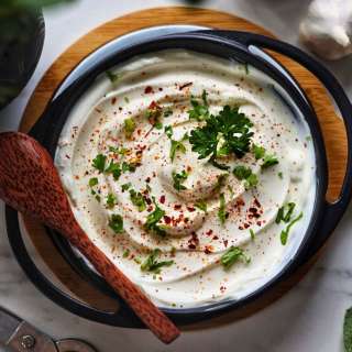 Garlic Yogurt Sauce