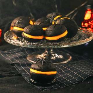 Halloween Whoopie Pies