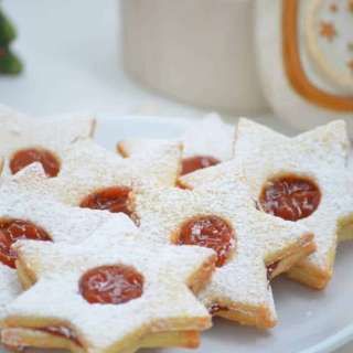 Linzer Cookies