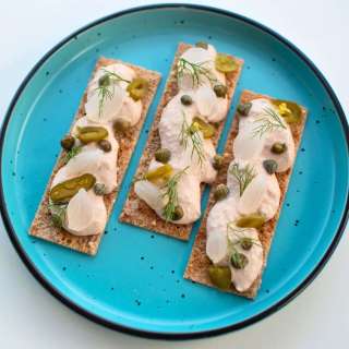 Lemon-Caper Tuna Dip