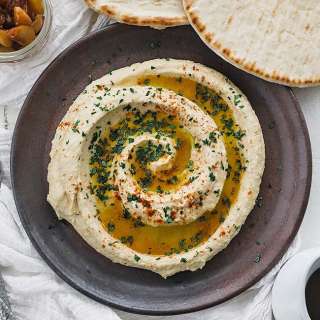 Easy Homemade Hummus Recipe from Scratch