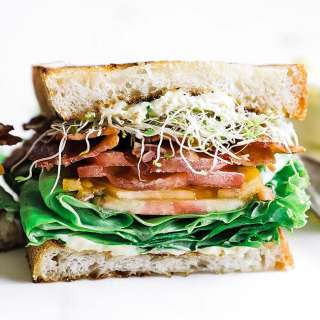 The Ultimate Homemade BLT Sandwich Recipe