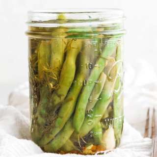 Pickled Green Beans Recipe (Dilly Beans)