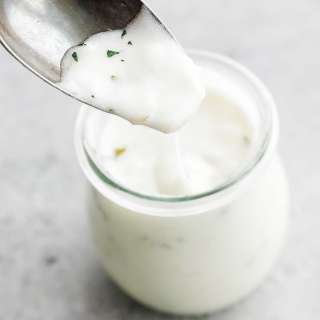 Lebanese Garlic Yogurt Sauce Recipe (labanieh)