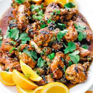 Grilled Chicken Wings with Chili Garlic Sauce
