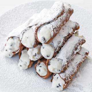 Homemade Cannoli Recipe