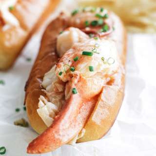 Lobster Roll Recipe (Original Connecticut-Style)