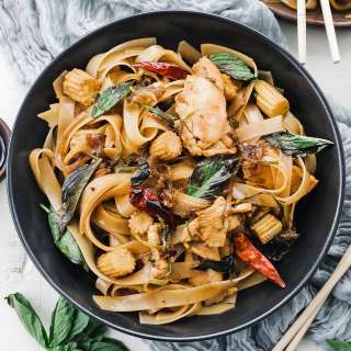 Thai Drunken Noodles Recipe (Pad Kee Mao)