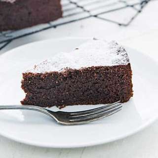 Torta Caprese Recipe (Chocolate Almond Flourless Cake)
