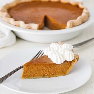 Easy Homemade Pumpkin Pie Recipe