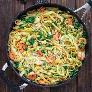 Fettuccine with Shrimp and Spinach