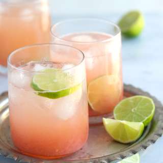 The perfect paloma cocktail