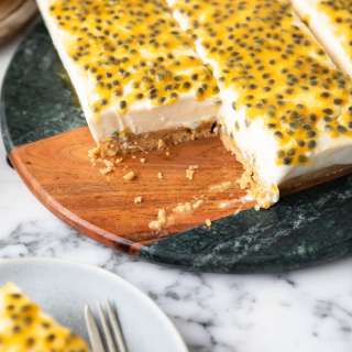 No-Bake Cremora Tart Squares with Granadilla