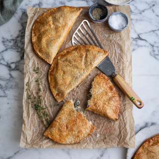 Easy Air Fryer Chicken, Mushroom & Spinach Tortilla Pies