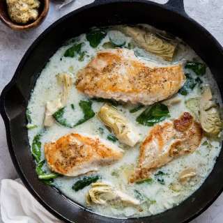 Creamy Chicken with Spinach Artichoke Sauce