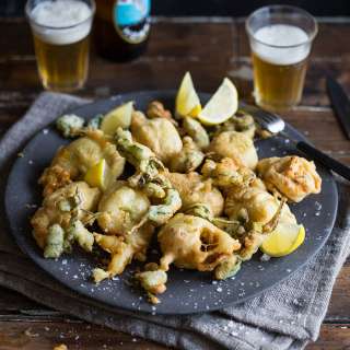Jamie Olivers crispy zucchini flowers stuffed with spicy ricotta and mint